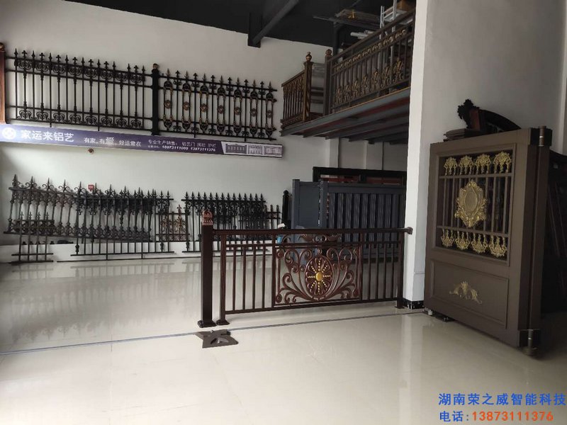 長(zhǎng)沙伸縮門(mén),長(zhǎng)沙電動(dòng)門(mén),長(zhǎng)沙電動(dòng)伸縮門(mén),長(zhǎng)沙伸縮門(mén),長(zhǎng)沙電動(dòng)伸縮門(mén)廠