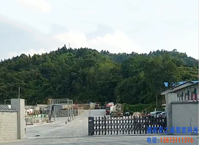 長沙伸縮門,長沙電動(dòng)門,長沙電動(dòng)伸縮門,長沙伸縮門,長沙電動(dòng)伸縮門廠